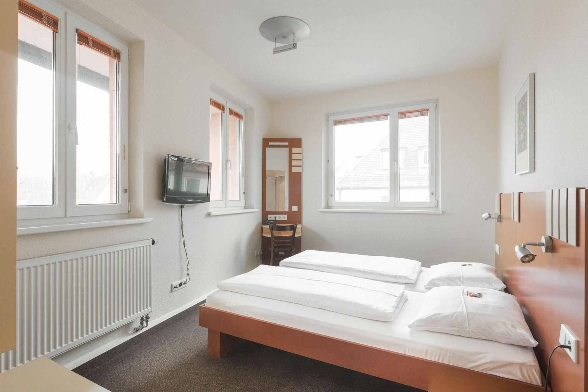 Hotel Daspaul Nuremberg ภายนอก รูปภาพ