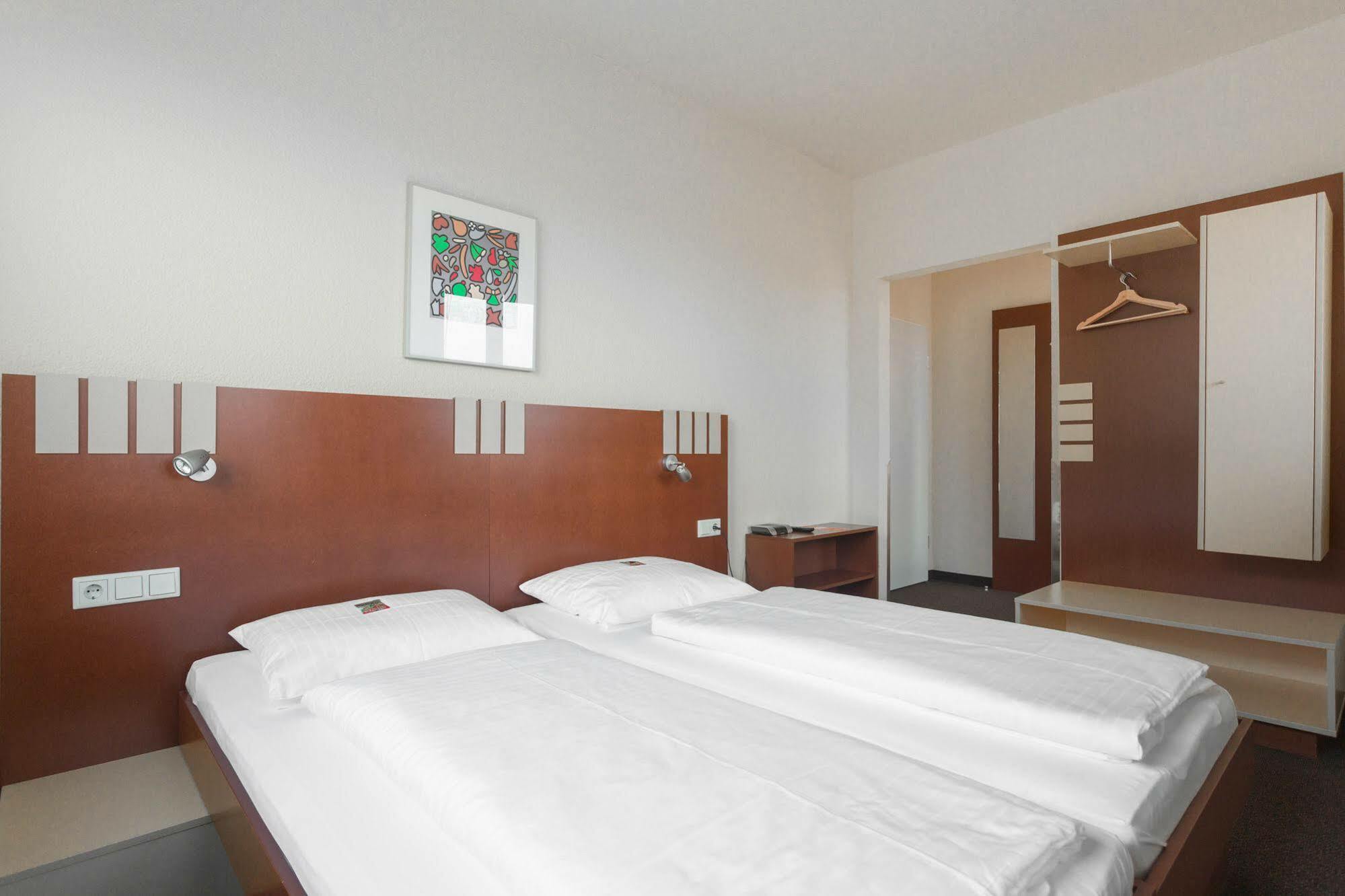 Hotel Daspaul Nuremberg ภายนอก รูปภาพ